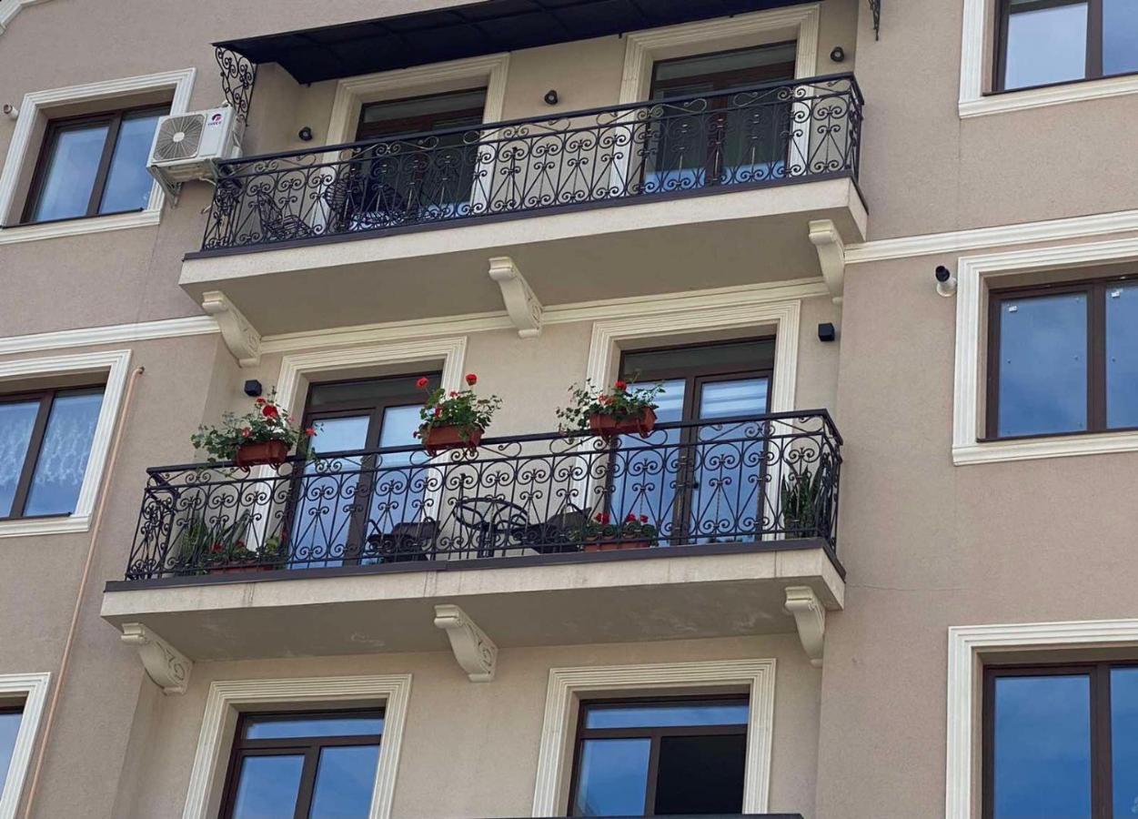 City Centre Apartment Kolomyia Eksteriør billede